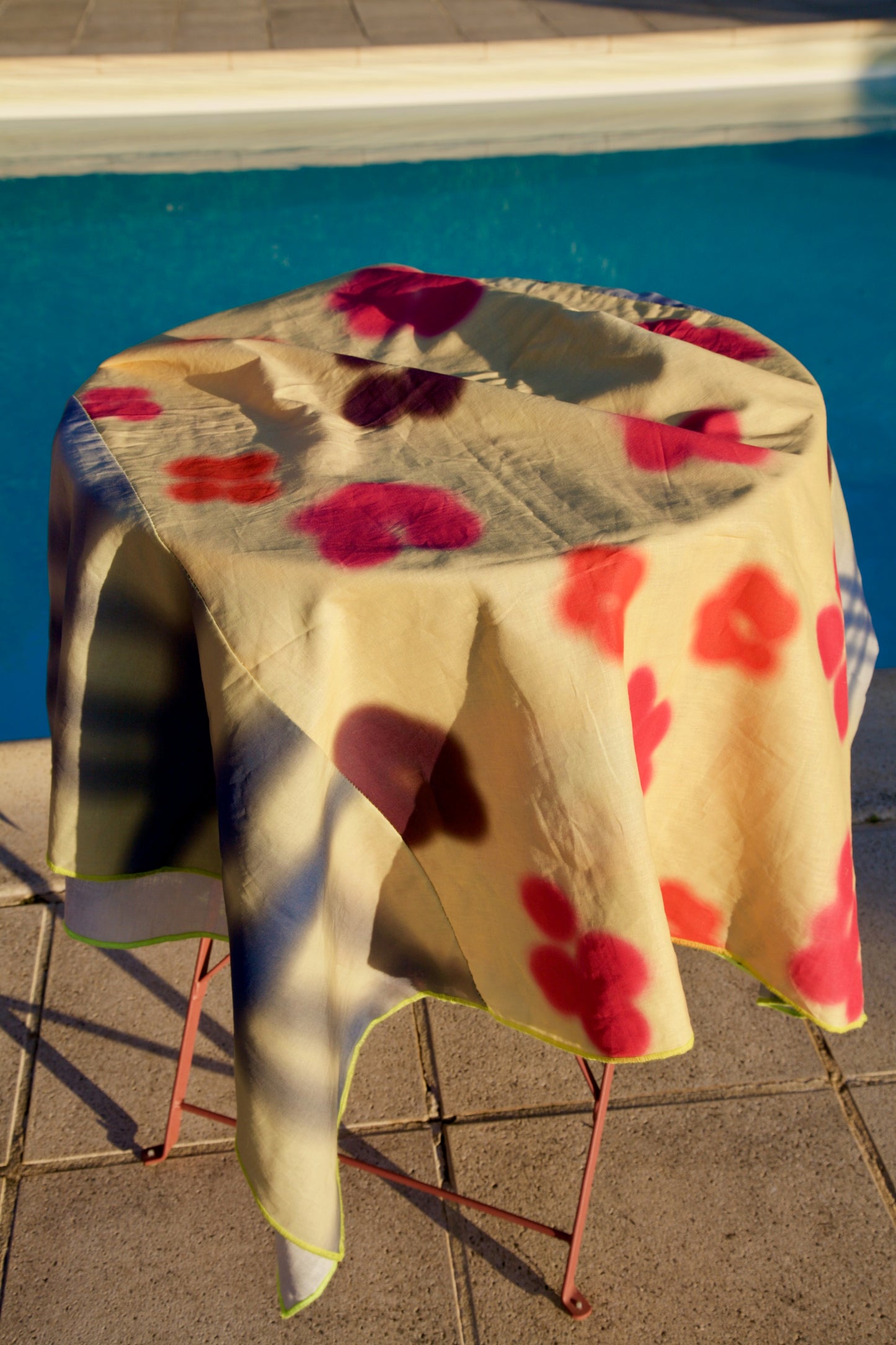 Tablecloth 1